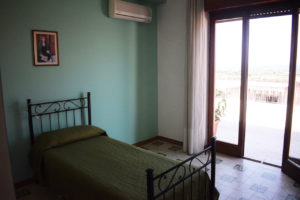 camera singola con vista del residence belvedere